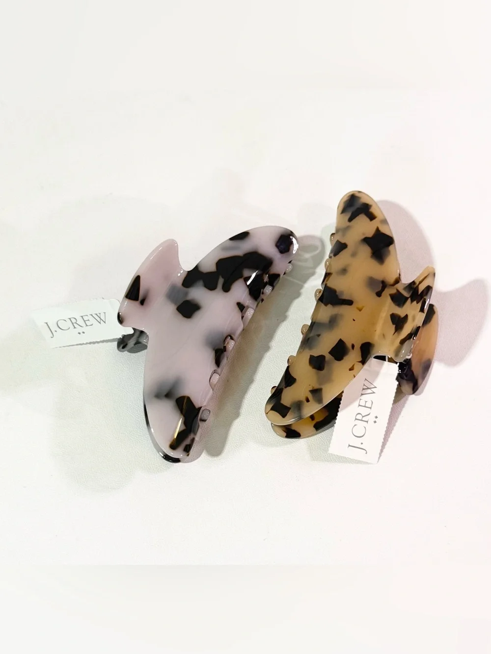 Set of 2 J.Crew Large Tortoise Claw Clips – Blonde Tort & Black/White Tort (NWT)